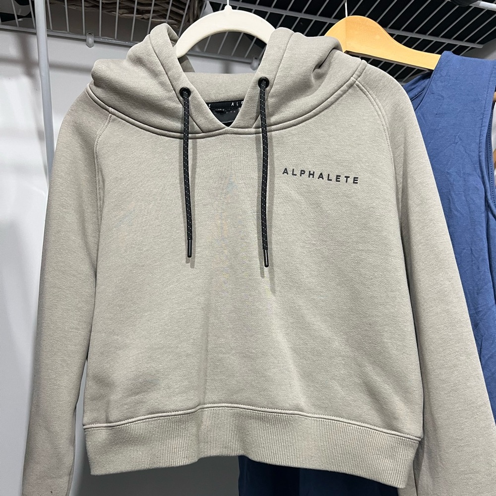 Alphalete Cropped Olive Hoodie szM